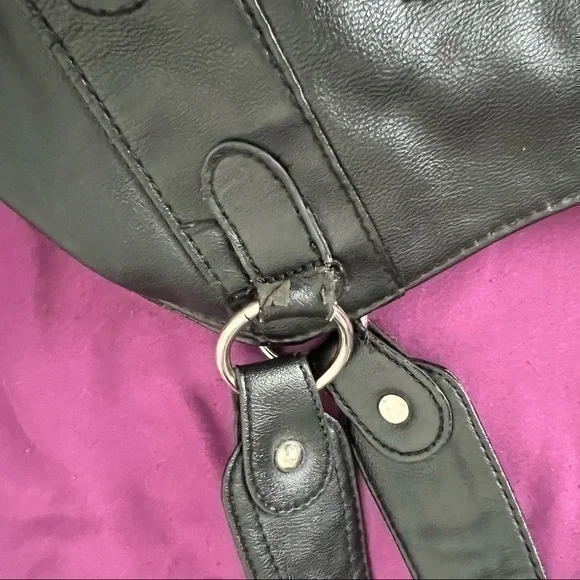 Faux Leather Purse - Picture 10 of 10